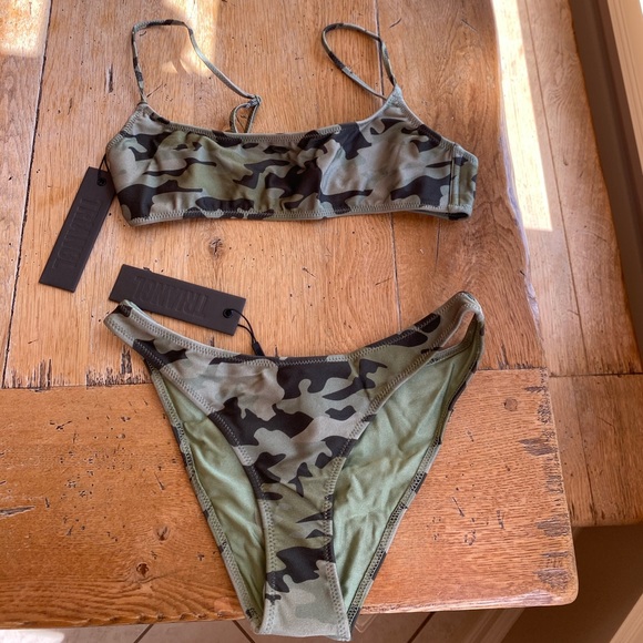 Triangl Bikini